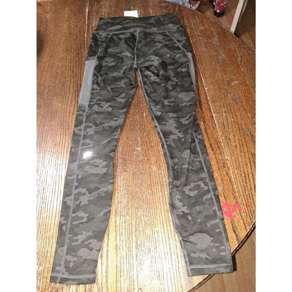 New Small Fabletics Charcoal Camo On The Go High Waist PowerHold Legging… - Picture 8 of 8